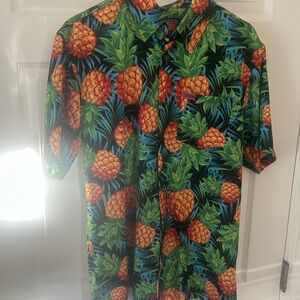 Dixxon Flannel Co. Men’s Size Large “The Express” Short sleeve party shirt LN